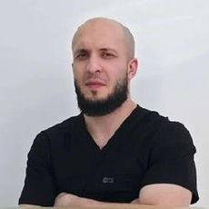 Магомедов Рамзан Гебекович, стоматолог-хирург