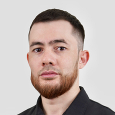 Акрамов Улугбек Ахмадович, стоматолог-хирург