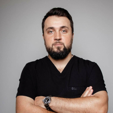 Крайтор Антон Игоревич, стоматолог-хирург