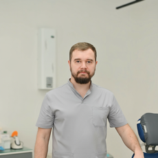 Голяков Денис Андреевич, стоматолог-ортопед