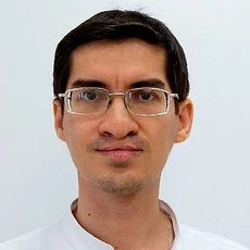 Гайнутдинов Руслан Римович, стоматолог-ортопед