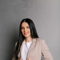 Савина Елена Юрьевна, стоматолог-терапевт