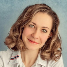 Сизых Дина Юрьевна, стоматолог-терапевт