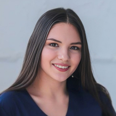 Живодерникова Алена Дмитриевна, стоматолог-терапевт