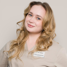 Прасолова Евгения Михайловна, стоматолог-терапевт