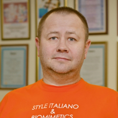 Жуков Игорь Андреевич, стоматолог-терапевт