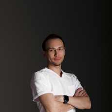 Битохов Астемир Заурович, стоматолог-хирург