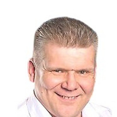 Оконешников Евгений Анатольевич, стоматолог-хирург