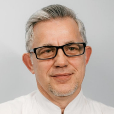 Юналиев Нябиюлла Исклидярович, стоматолог-терапевт