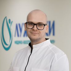 Шашков Евгений Евгеньевич, ортопед