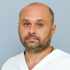 Жилкин Виталий Владимирович, стоматолог-хирург