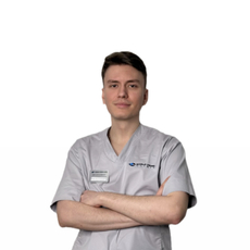 Петров Антон Александрович, офтальмолог