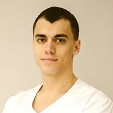 Левитас Егор Александрович, стоматолог-хирург