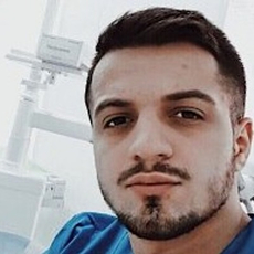 Абдуллаев Вугар Билалович, стоматолог-терапевт