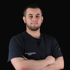 Алиев Тимур Магомедович, стоматолог-терапевт