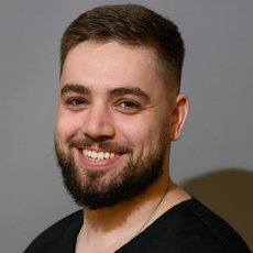 Махмутов Тимур Ильшатович, стоматолог-хирург