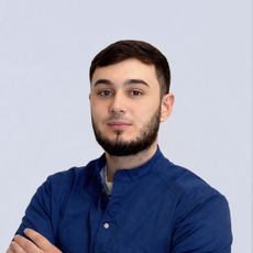 Умаров Адам Юнусович, стоматолог-терапевт