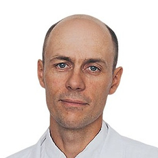 Байков Евгений Сергеевич, нейрохирург