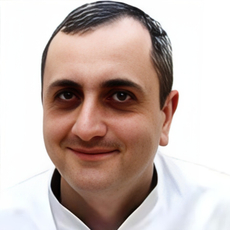 Саркисян Карен Геворкович, стоматолог-терапевт
