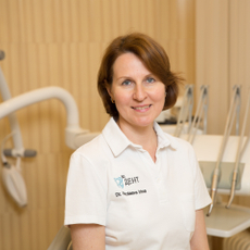 Николаева Ирина Юрьевна, стоматолог-хирург