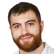 Алиханов Алексей Асилдарович, стоматолог-терапевт