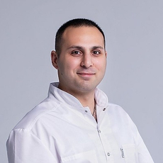 Айвазян Ваан Варданович, имплантолог