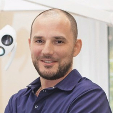 Газизов Азат Рафисович, стоматолог-хирург