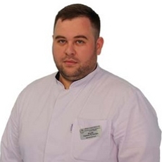 Яхъяев Нариман Русланович, проктолог