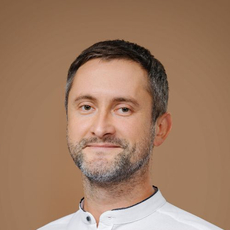 Пелих Дмитрий Сергеевич, стоматолог-хирург