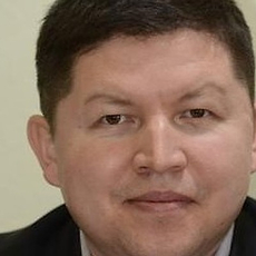 Хисматуллин Раян Рафкатович, офтальмолог