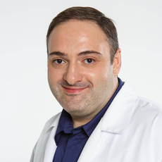 Агаджанян Арман Арамович, стоматолог-ортопед