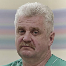 Плужник Сергей Владимирович, стоматолог-хирург