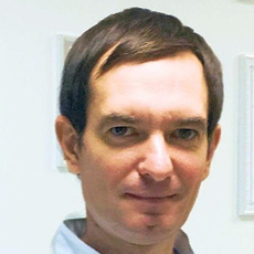 Незнамов Игорь Дмитриевич, стоматолог-терапевт