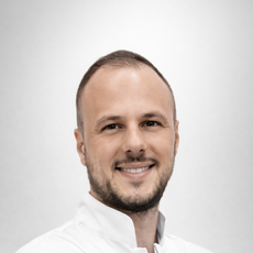 Байдак Андрей Владимирович, стоматолог-хирург