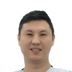 Сманкулов Асылбек Акылбекович, стоматолог-терапевт