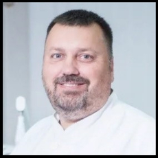 Савин Руслан Владимирович, стоматолог-терапевт