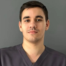 Исянов Руслан Владимирович, стоматолог-хирург