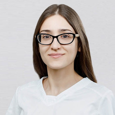 Арзиманова Зарема Назировна, стоматолог-хирург