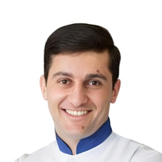 Аванесян Эрик Камоевич, стоматолог-хирург