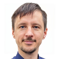 Альчинбаев Вадим Фаритович, стоматолог-хирург