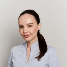 Фролова Яна Алексеевна, врач-косметолог