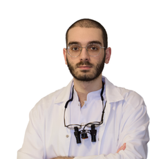 Бегларян Георгий Сергеевич, стоматолог-терапевт