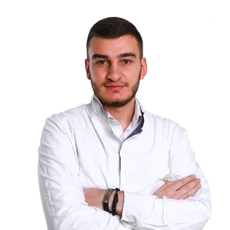Гаспарян Артур Арменович, стоматолог-терапевт