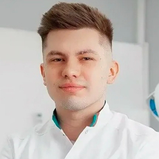 Зотов Артем Григорьевич, стоматолог-терапевт
