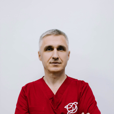 Олейник Иван Иванович, массажист