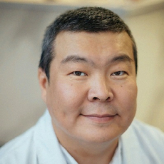 Хадагаев Игорь Баирович, онколог