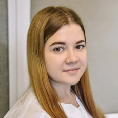 Мамонова Алина Сергеевна, стоматолог-терапевт