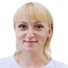 Мошкина Анастасия Евгеньевна, стоматолог-терапевт