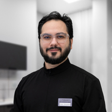 Вартанов Давид Артурович, стоматолог-хирург