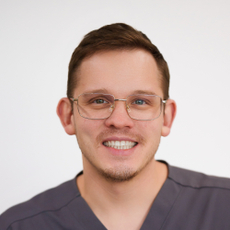 Воробьев Александр Владимирович, стоматолог-хирург